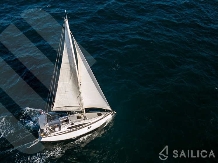 Elan 35 Impression - Yacht Charter Sailica