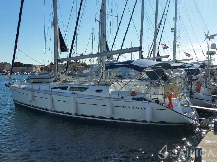 Sun Odyssey 40 - Yacht Charter Sailica