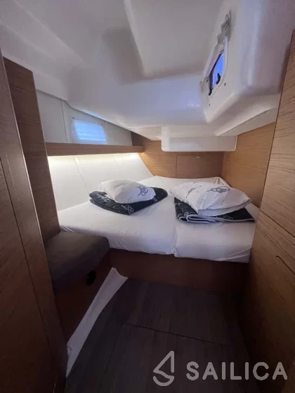 Elan 45 Impression - Yacht Charter Sailica
