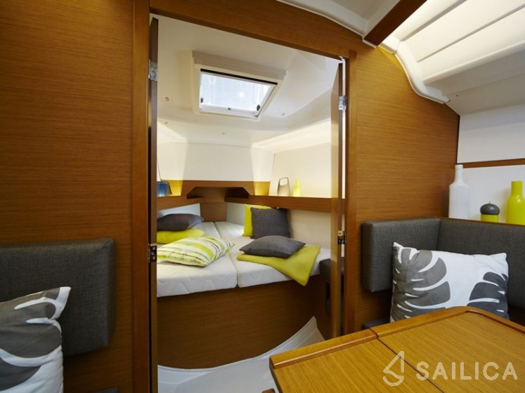 Sun Odyssey 349 - Yacht Charter Sailica