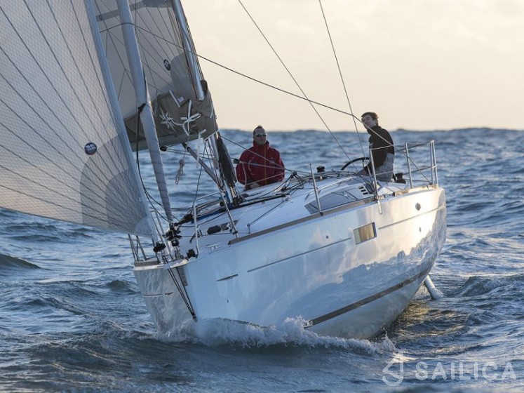 Sun Odyssey 349 - Yacht Charter Sailica