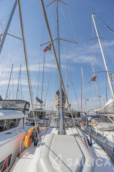 Sun Odyssey 439 - Yacht Charter Sailica