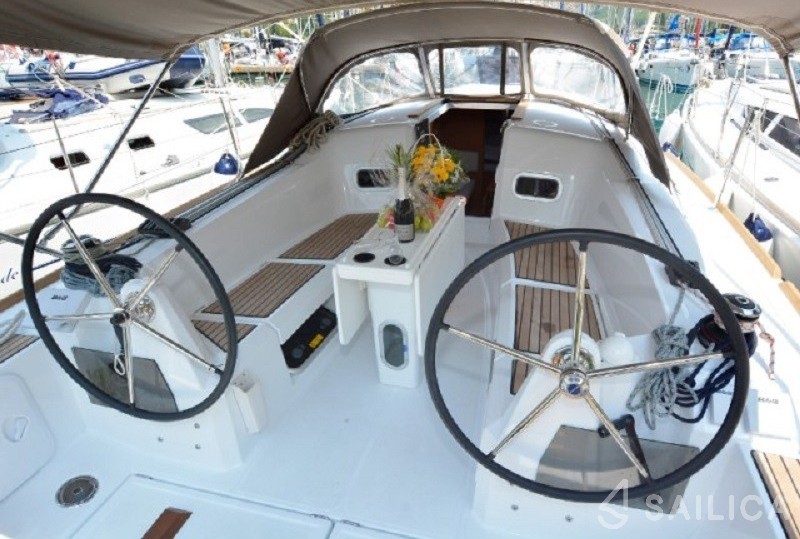Sun Odyssey 349 - Yacht Charter Sailica