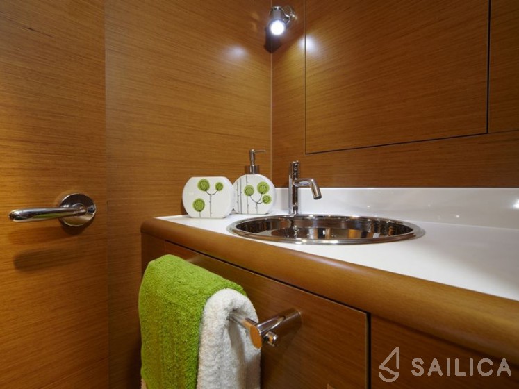 Sun Odyssey 449 - Yacht Charter Sailica