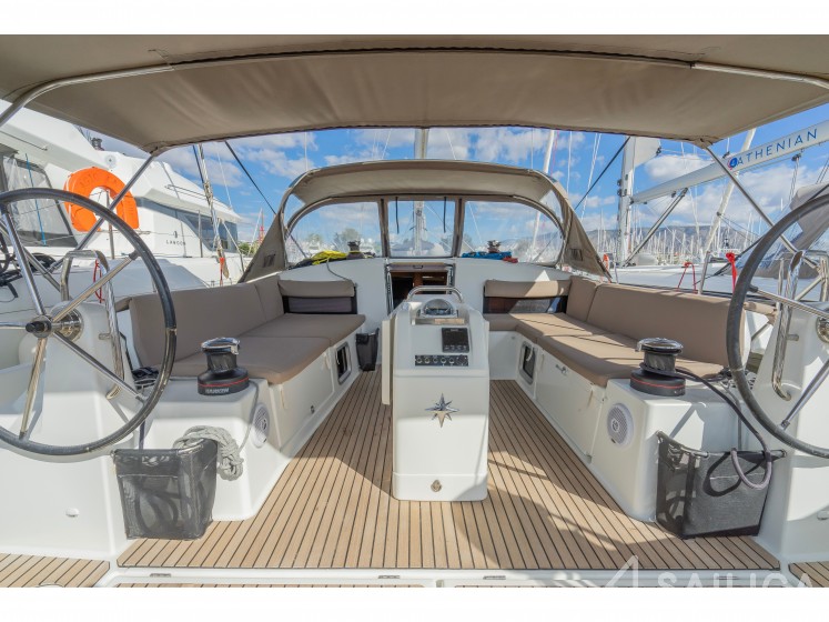 Sun Odyssey 490 - Yacht Charter Sailica