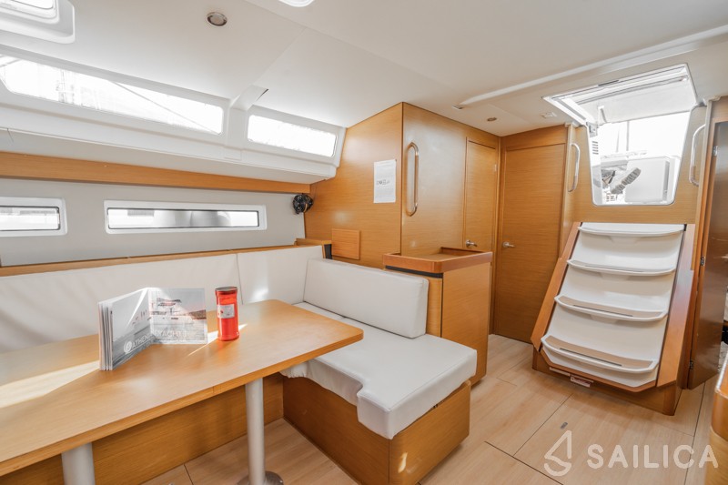 Sun Odyssey 490 - Yacht Charter Sailica