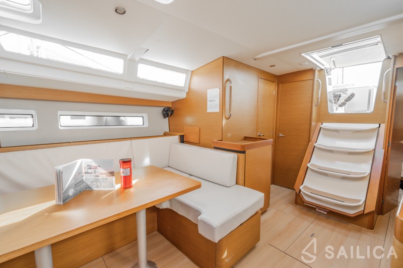 Sun Odyssey 490 - Yacht Charter Sailica