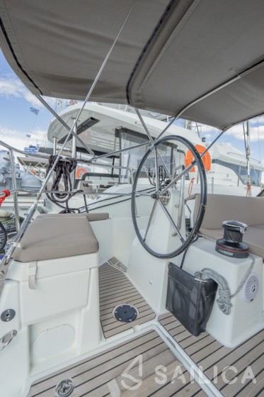 Sun Odyssey 490 - Yacht Charter Sailica