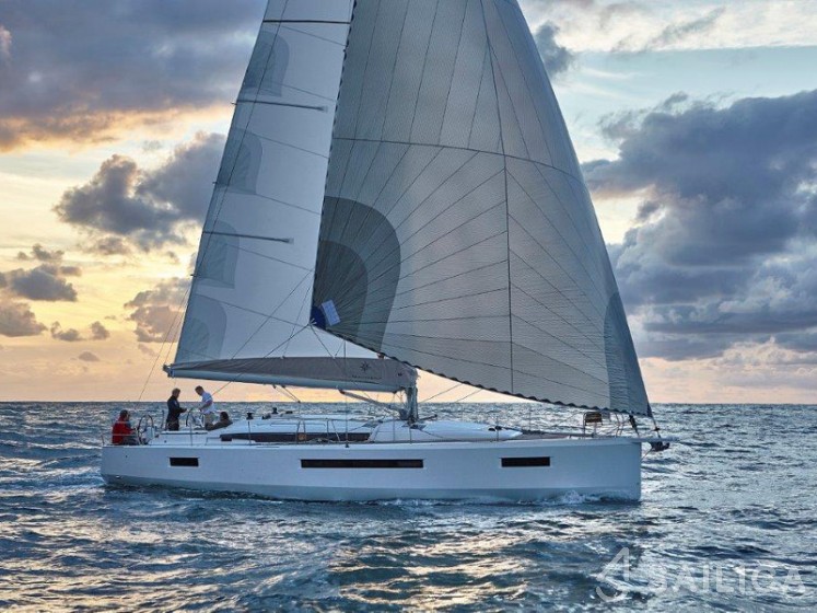 Sun Odyssey 490 - Yacht Charter Sailica