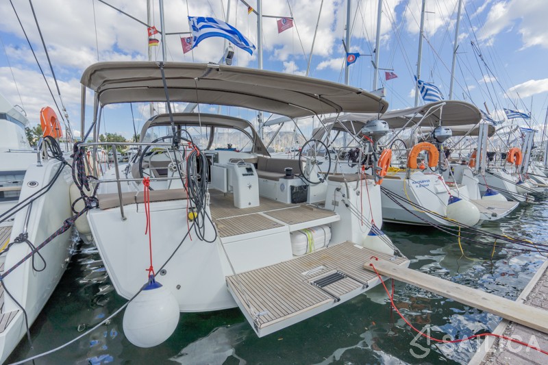 Sun Odyssey 490 - Yacht Charter Sailica