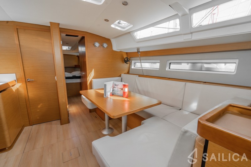 Sun Odyssey 490 - Yacht Charter Sailica