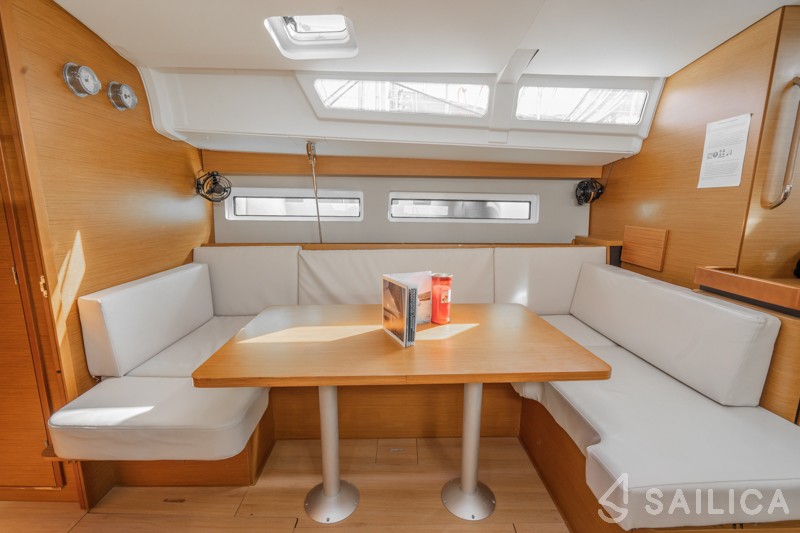 Sun Odyssey 490 - Yacht Charter Sailica