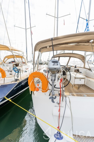 Sun Odyssey 519 - Yacht Charter Sailica