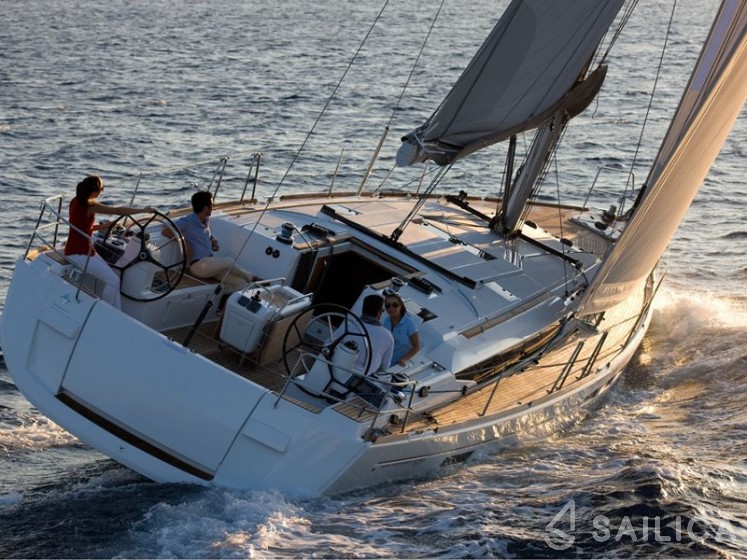 Sun Odyssey 519 - Yacht Charter Sailica