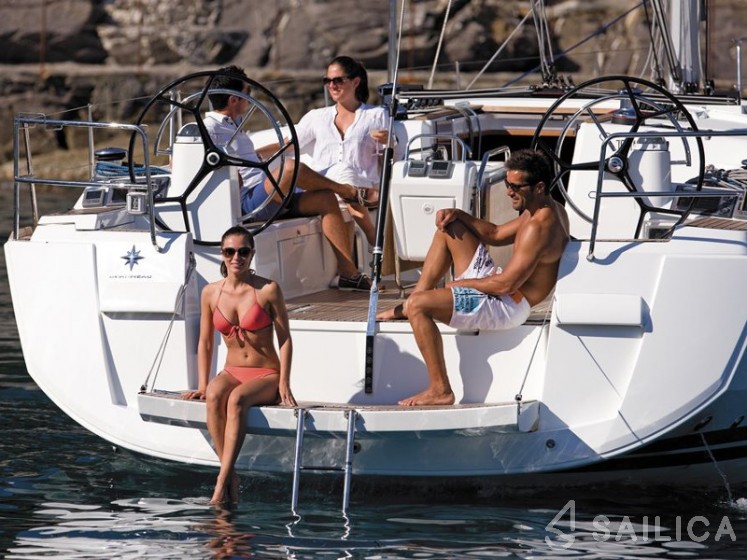 Sun Odyssey 519 - Yacht Charter Sailica