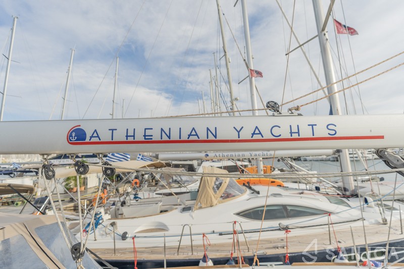 Sun Odyssey 519 - Yacht Charter Sailica