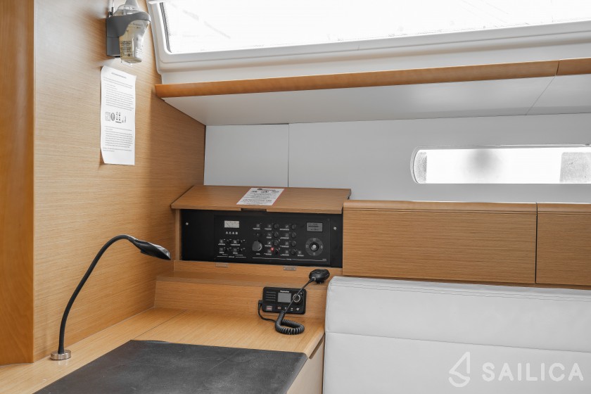 Sun Odyssey 519 - Yacht Charter Sailica