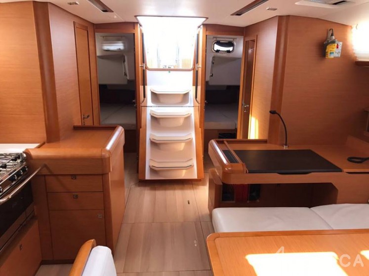 Sun Odyssey 519 - Yacht Charter Sailica
