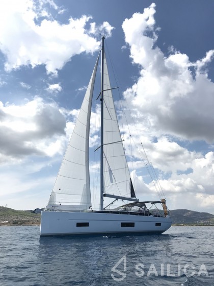 Bavaria C45 Style - Yacht Charter Sailica