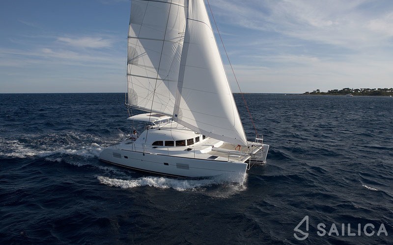 Lagoon 380 - Yacht Charter Sailica