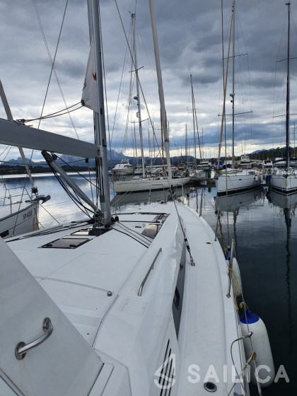 Oceanis 46.1 - Yacht Charter Sailica