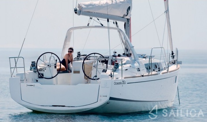 Oceanis 35.1 - Yacht Charter Sailica