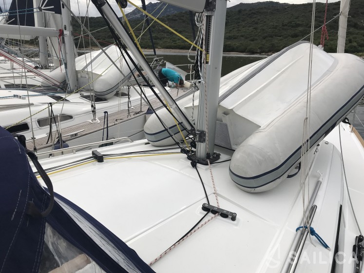 Oceanis 35.1 - Yacht Charter Sailica