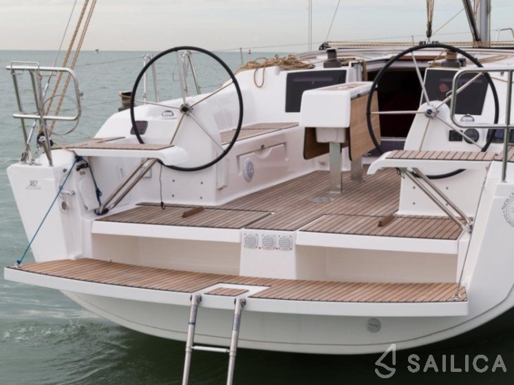 Dufour 382 GL - Yacht Charter Sailica