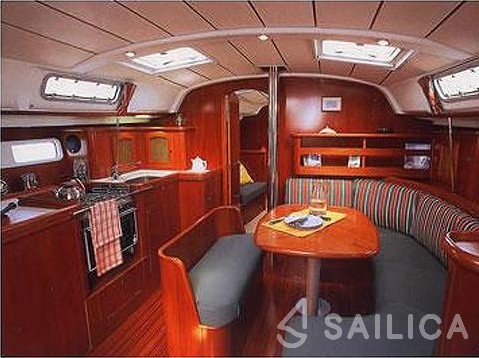 Oceanis 41.1 - Yacht Charter Sailica
