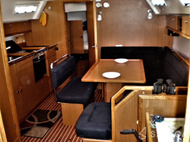 Bavaria 40 Cruiser S - Yacht Charter Sailica