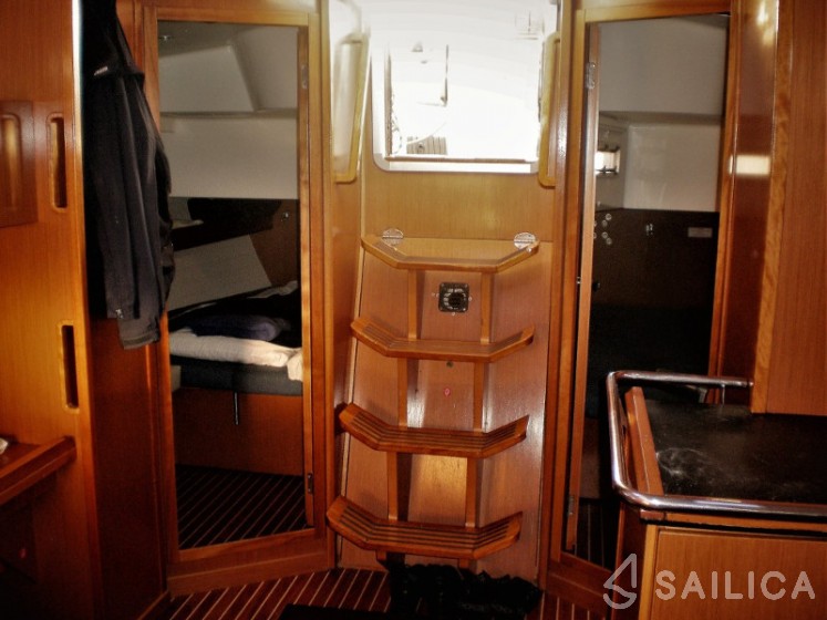 Bavaria 45 Cruiser - Yacht Charter Sailica