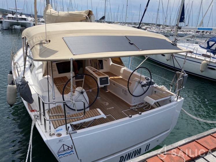 Dufour 382 GL - Yacht Charter Sailica