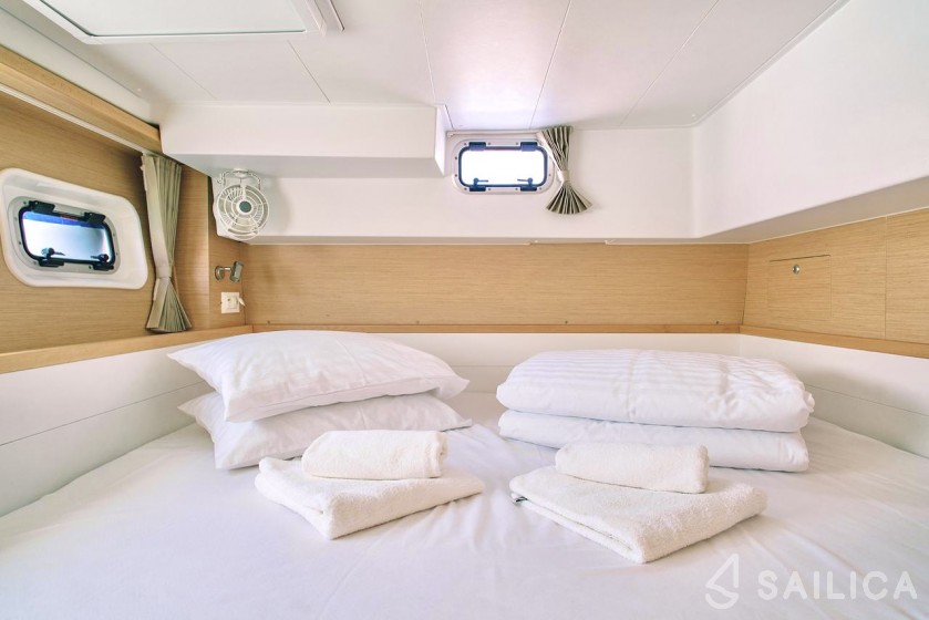 Lagoon 39 - 4 + 2 cab. - Yacht Charter Sailica