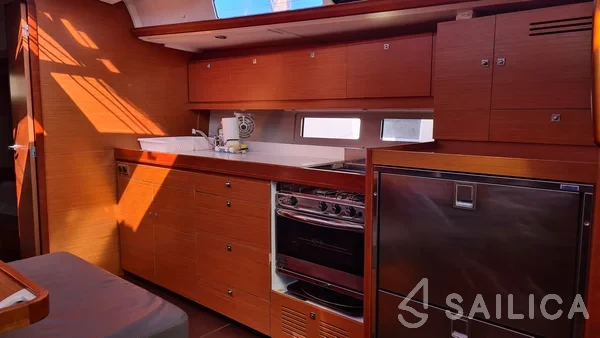 Dufour 460 GL - Yacht Charter Sailica