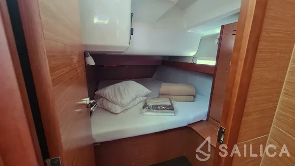 Dufour 460 GL - Yacht Charter Sailica