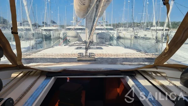 Dufour 460 GL - Yacht Charter Sailica