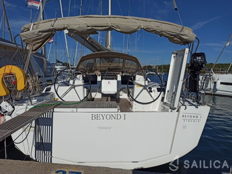Dufour 460 GL - Yacht Charter Sailica