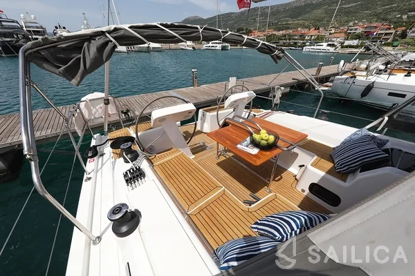 Hanse 458 - Yacht Charter Sailica