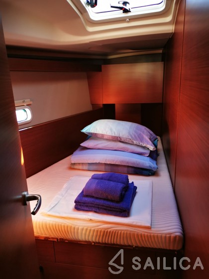 Hanse 458 - Yacht Charter Sailica