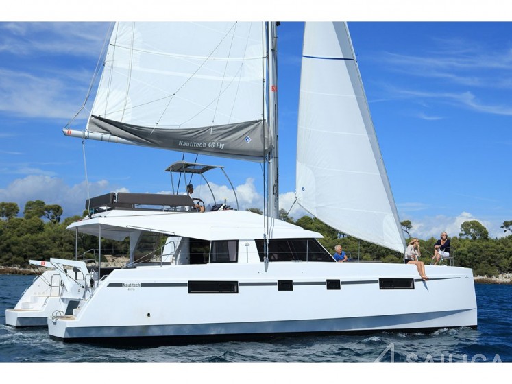 Nautitech 46 Fly - Yacht Charter Sailica
