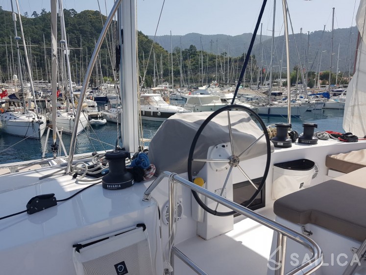 Nautitech 46 Fly - Yacht Charter Sailica