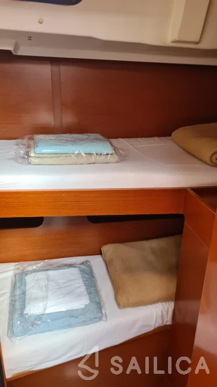 Oceanis 46.1 - Yacht Charter Sailica