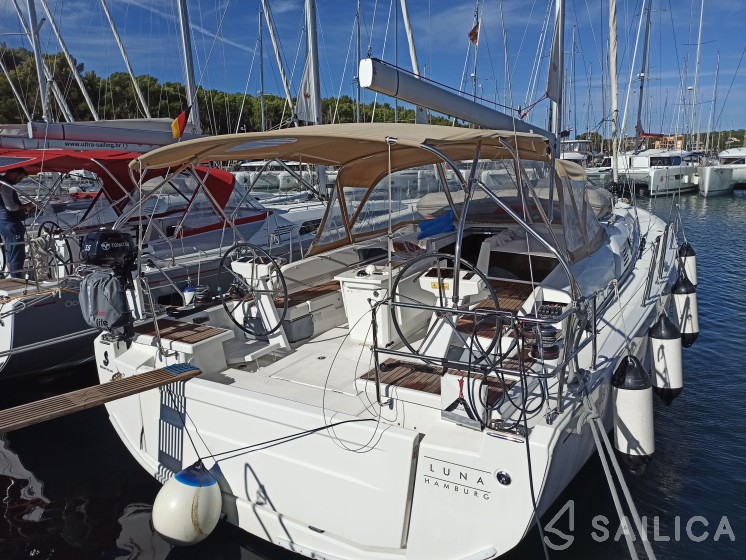 Oceanis 46.1 - Yacht Charter Sailica