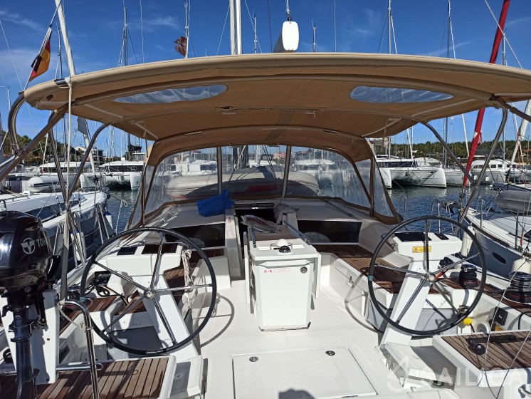 Oceanis 46.1 - Yacht Charter Sailica