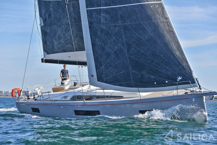 Oceanis 46.1 - Yacht Charter Sailica