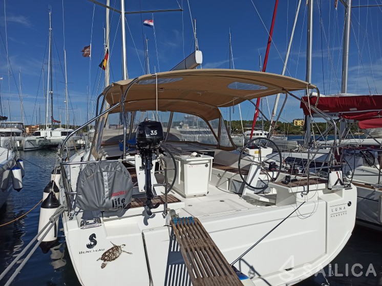 Oceanis 46.1 - Yacht Charter Sailica