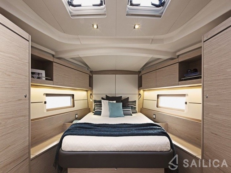 Oceanis 46.1 - Yacht Charter Sailica