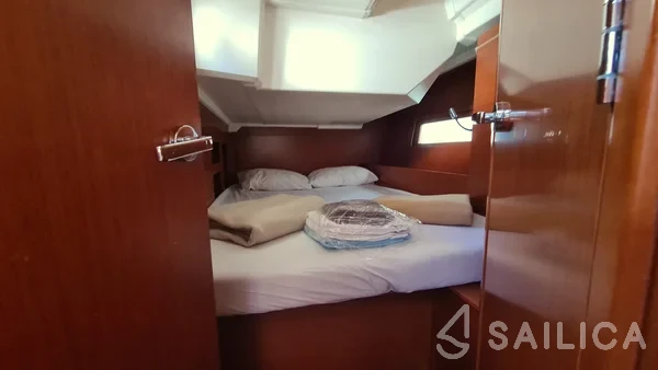 Oceanis 46.1 - Yacht Charter Sailica