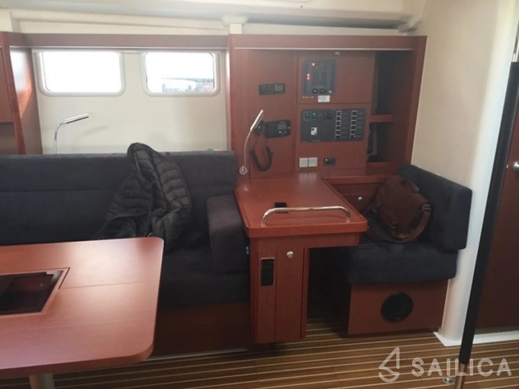 Hanse 505 - Yacht Charter Sailica