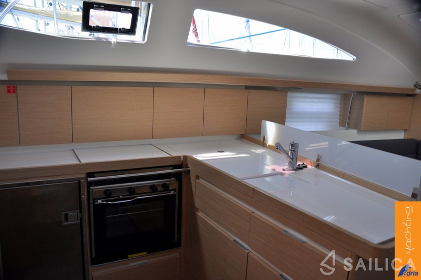 Elan 45 Impression - Yacht Charter Sailica